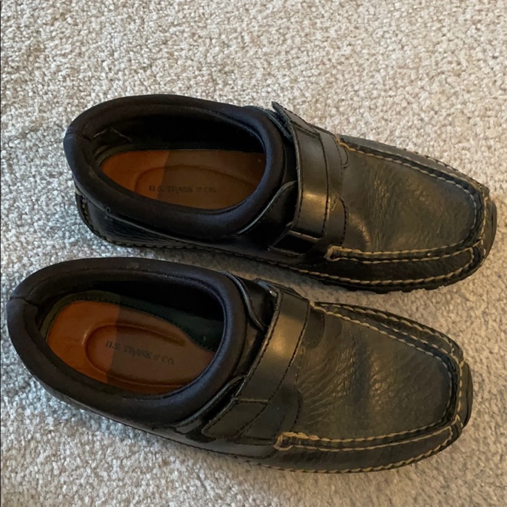 Black leather men’s driving shoe loafer